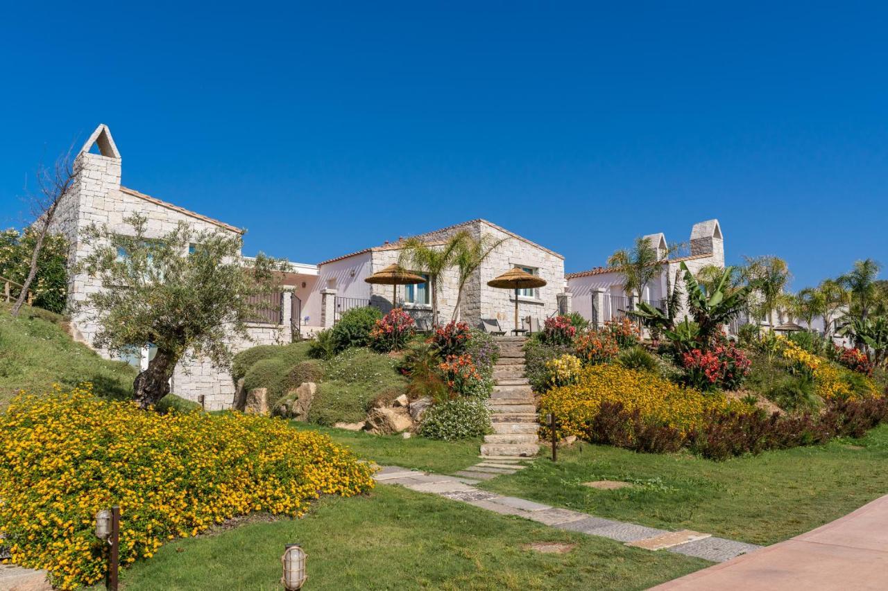Cala Sinzias Resort Castiadas Exterior photo